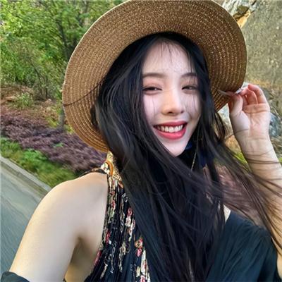 黄昏时分、牵着手